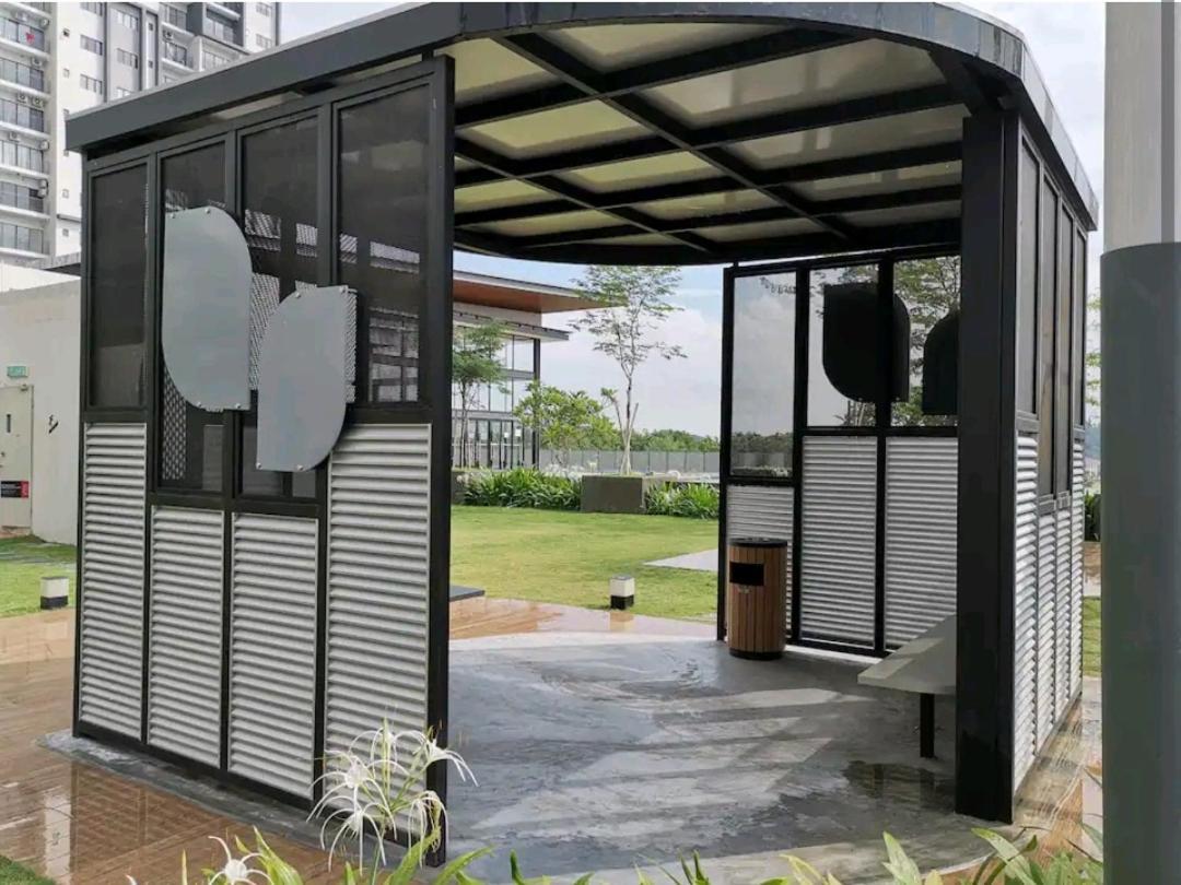 Hani Homestay Wifi Netflix Secure Parking Klia Usim Inti Aeon Mall Nilai Zewnętrze zdjęcie