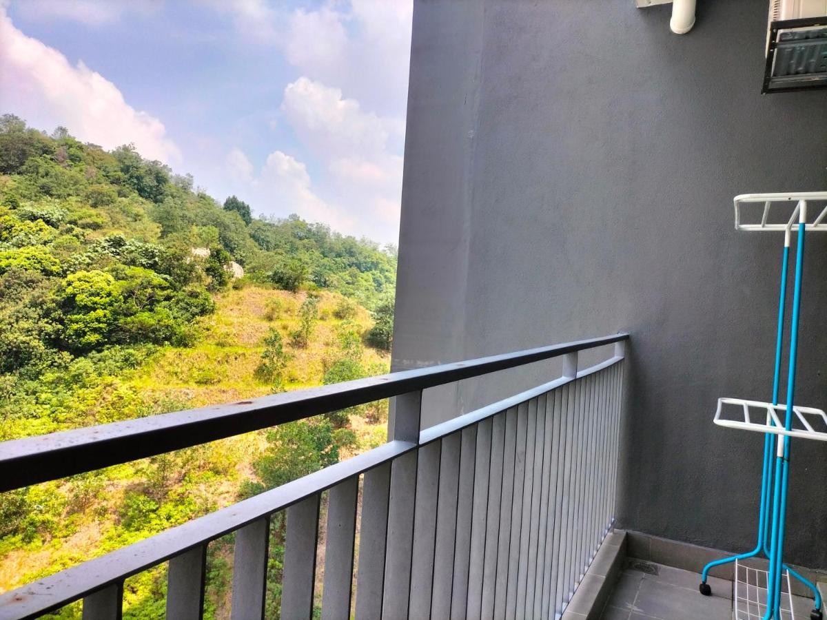 Hani Homestay Wifi Netflix Secure Parking Klia Usim Inti Aeon Mall Nilai Zewnętrze zdjęcie