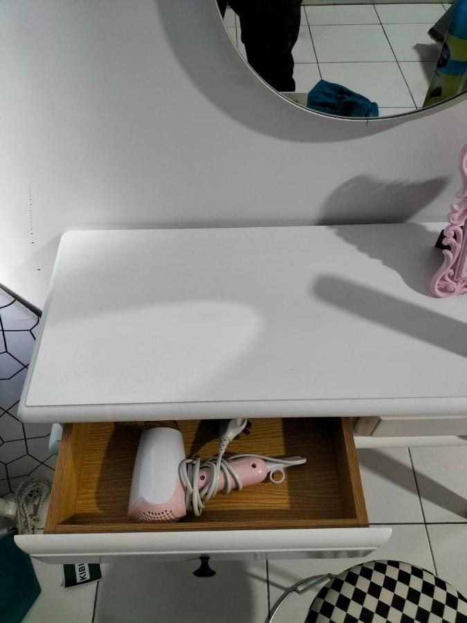 Hani Homestay Wifi Netflix Secure Parking Klia Usim Inti Aeon Mall Nilai Zewnętrze zdjęcie