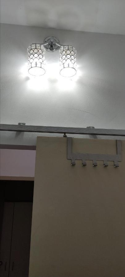 Hani Homestay Wifi Netflix Secure Parking Klia Usim Inti Aeon Mall Nilai Zewnętrze zdjęcie