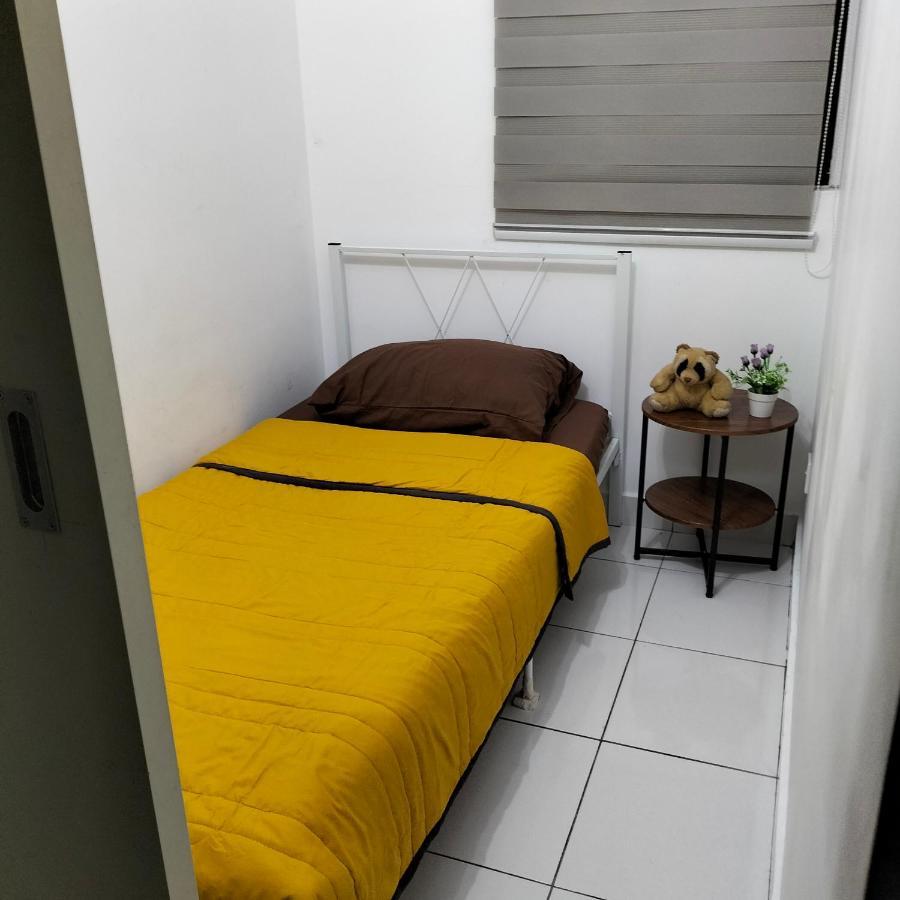 Hani Homestay Wifi Netflix Secure Parking Klia Usim Inti Aeon Mall Nilai Zewnętrze zdjęcie